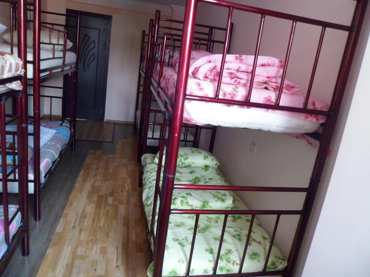 Everyday Cat Hostel Batumi Eksteriør bilde